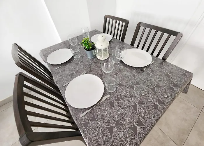 Chill Out Tesoro Apartment *