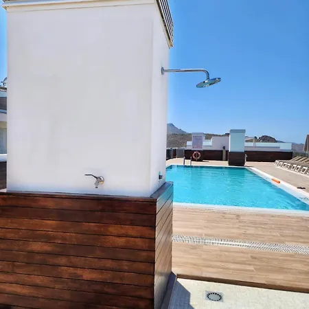 아파트 Chill Out Tesoro 아데제